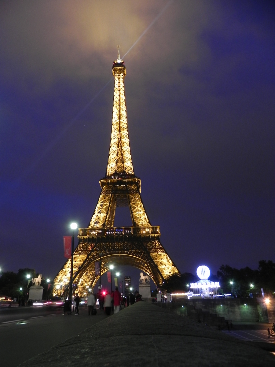 Paris - Eiffelturm bei Nacht